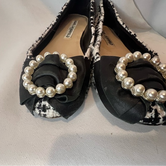 Karl Lagerfeld Elegant Black and White Tweed Flats with Pearl Detail - Picture 6 of 7